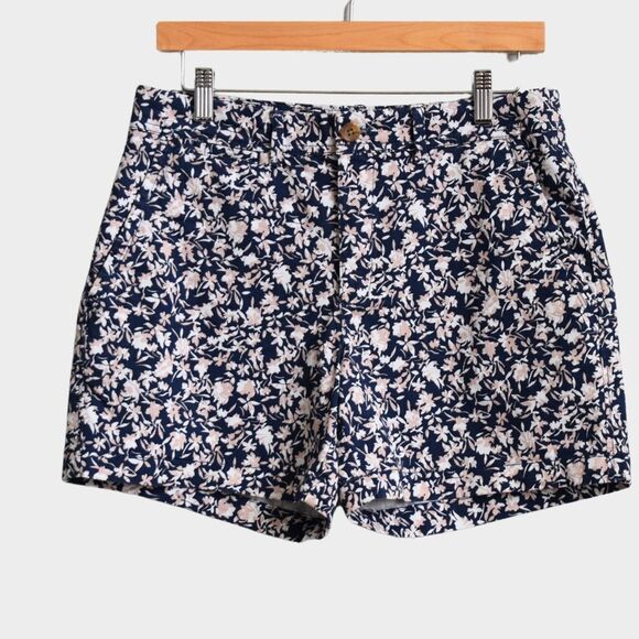 Banana Republic Pants - BANANA REPUBLIC Floral Print Shorts Size 4